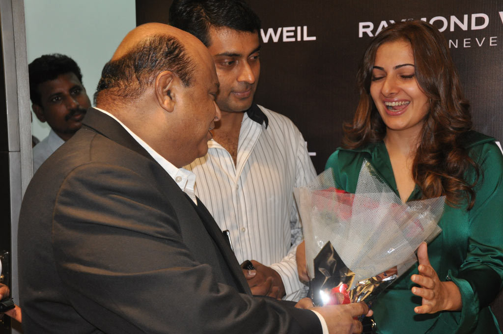 Narain Launches RayMond Weil Watches Event - Pictures | Picture 103577